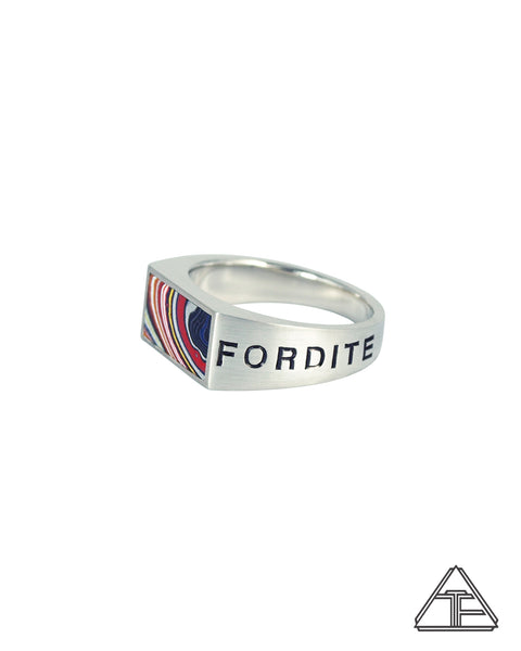 Lux Signet Ring: Engraved with Fordite Inlay