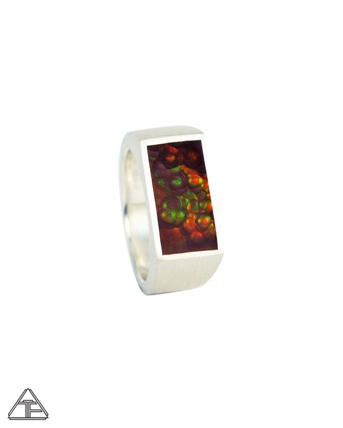 Signet Ring: Fire Agate Inlay Size 8